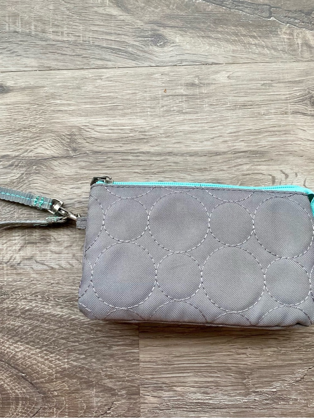 thirty-one Gray Quilted Wristlet with Turquoise Zipper